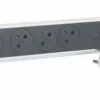 BLOC MULTIPRISE 4 PRISES orientable avec sécurité enfants et interrupteur parafoudre LEGRAND – Image 2